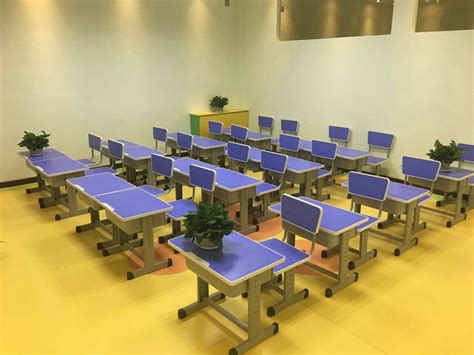 课桌椅中小学生课桌椅学校学习书桌单人课桌椅辅导培训桌厂家直销-阿里巴巴