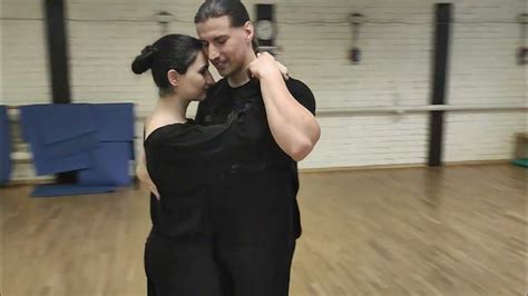 Cross-step Waltz Tutorial 的图像结果