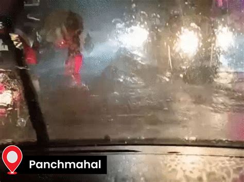 Red alert in Ahmedabad and 6 other districts; Flights diverted as heavy ...