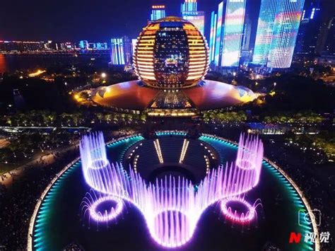 杭州第一高楼，从云端看灯光秀和喷泉，你一定没有经历过！