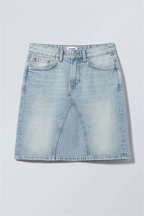 WEEKDAY Knee Length Denim Skirt in Aeon Blue | endource