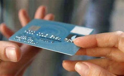 影响信用卡提额的因素有哪些？ - 用卡攻略 - 老侯说支付