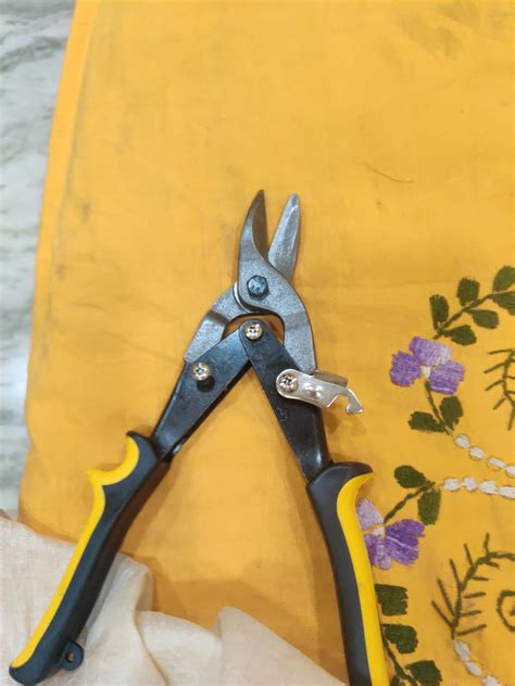 ISC Tin Snip Tin Aviation Snips Sheet Metal Shear Cutting Tool : Amazon ...