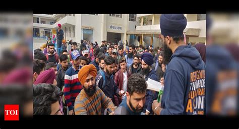 Sikh group faces ire on social media for helping Kashmiri students ...