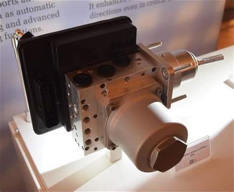 आई.बी.सी. से हल्का हो जाएगा कार का ब्रेक सिस्टम - IBC, Integrated brake ...