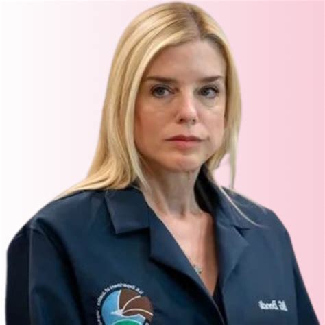 Pam Bondi Height, Age, Husband, Family, Salary, Religion, Biography ...