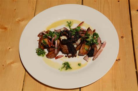 Restaurant - Royal Palm Village Wine & Tapas