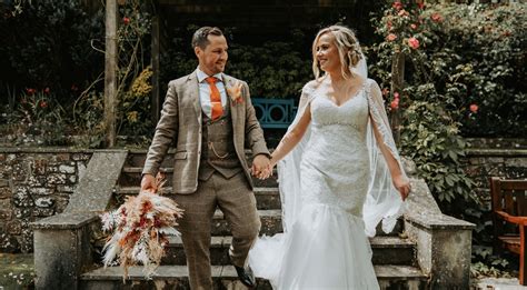 General 3 — Falcon Hotel