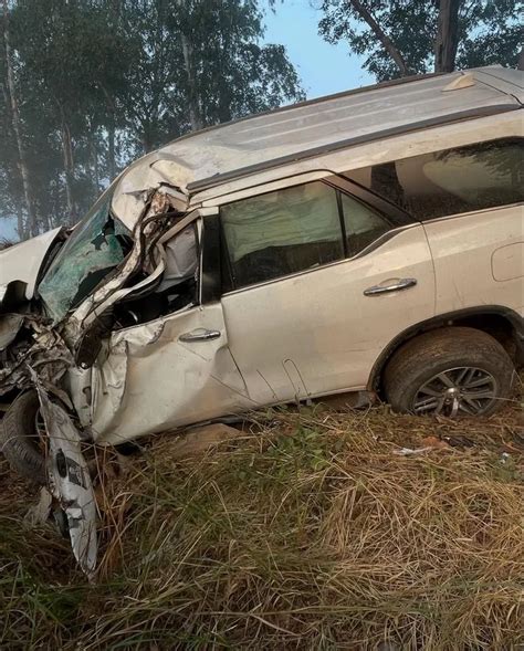 Toyota Fortuner Luxury SUV Crashes After Part Of Road Goes Missing ...