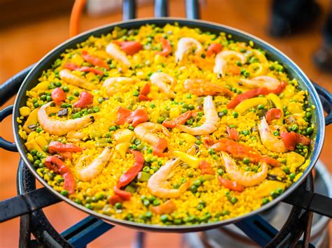 Recettes "Paella" rapide aux crevettes | SOSCuisine | Recipe | Tagine ...