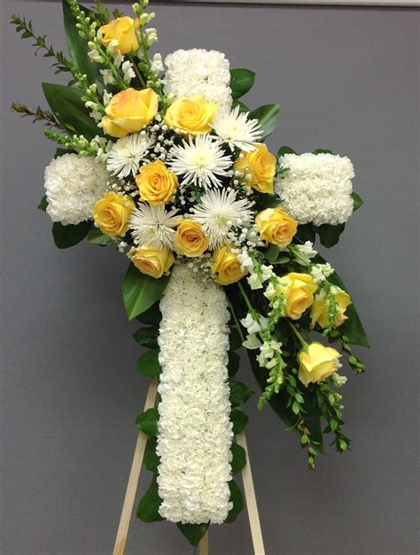 Funeral & Sympathy Flowers Glendale, CA | Funeral Arrangement | Funeral ...