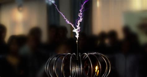 Image result for How Does Tesla Coil Work