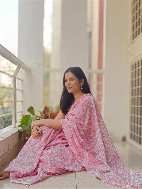 Naturally Dyed Sarees for Holi & Beyond | Sustainable & Skin-Friendly ...