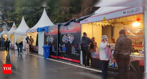 Uttarakhand’s traditional rules Mussoorie Winterline Carnival’s food ...