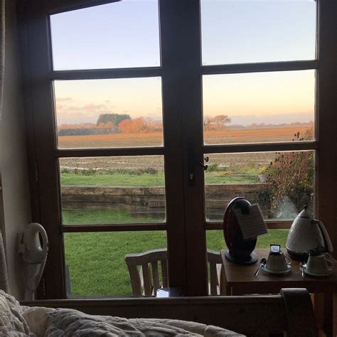 OLD FORGE CHAPEL (Chichester) - B&B Reviews, Photos, Rate Comparison ...