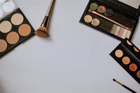 Image result for Clean Makeup Contour