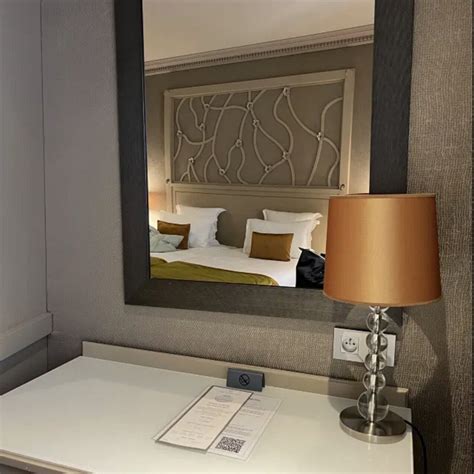 HOTEL ROCHESTER CHAMPS ÉLYSÉE (Paris) - Hotel Reviews, Photos, Rate ...