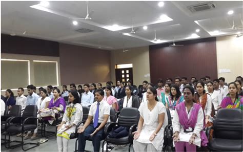 D. Y. PATIL INSTITUTE OF MASTER OF COMPUTER APPLICATIONS AND MANAGEMENT ...