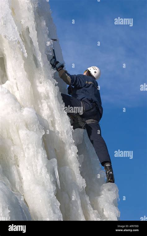 Ice-Climbing 的图像结果
