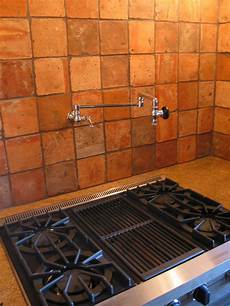 Terracotta Backsplash Kitchen by Antique Terra Cotta Backsplash Mi Casa Es Tu Casa Terracotta Backsplash Kitchen
