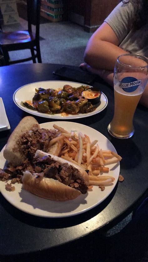 CLOSED: Blue Dog Tavern - Chalfont Pennsylvania Restaurant - HappyCow