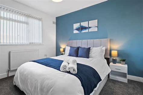 Free Parking - Contractors/LongStay Discounts - Houses for Rent in West ...