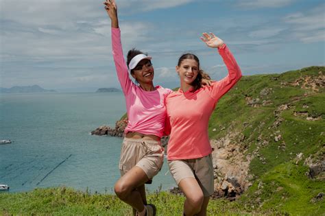 Sports Clothing 的图像结果