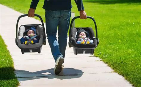 Picaboo Grand: 4-in-1 Baby Car Seat & Carry Cot