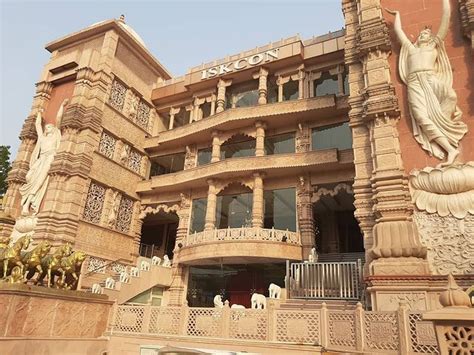 Best Activities To Indulge in Noida If You Are College Student