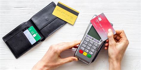 Image result for How to Pay Using a Credit Card Machine