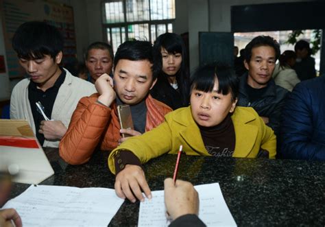 广西柳州：农民工讨薪有了“绿色通道”_图片新闻_中国政府网