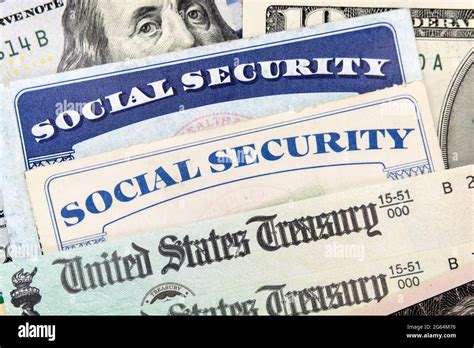 Social security card usa hi-res stock photography and images - Alamy