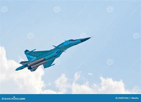 Su-34 fighter-bomber editorial photo. Image of modern - 26987626