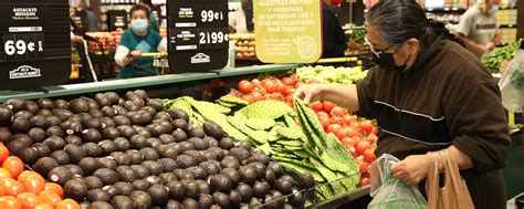 How a Grocery Chain Supports Community Health | Capital One