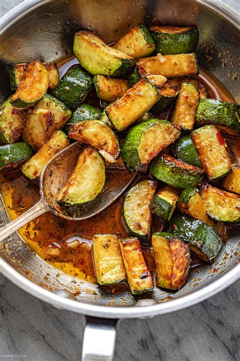 Garlic Butter Zucchini Recipe – Sauteed Zucchini Recipe | Eatwell101