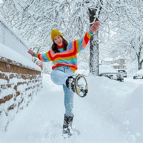 Your Weekly Horoscope For December 9-15 Is Officially In! - Brit + Co