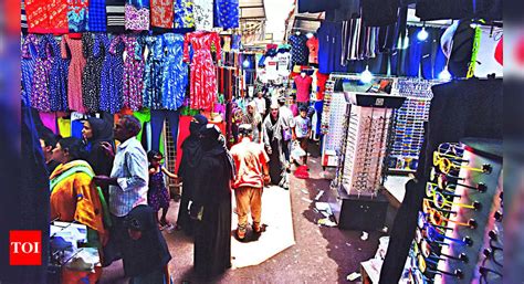Decongest Fashion Street Urgently, Police Tell Pcb | Pune News - Times ...