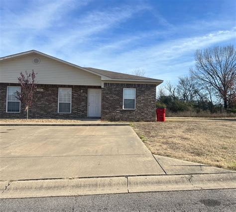 108 Eastgate Dr #B, Morrilton, AR 72110 - See Est. Value, Schools & More - map of city park dr morrilton ar 72110