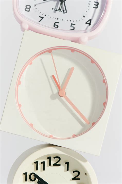 What Is Menopause and How Long Do Symptoms Last? - The New York Times