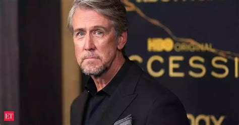 alan ruck accident: 'Succession' and 'Ferris Bueller' actor Alan Ruck ...