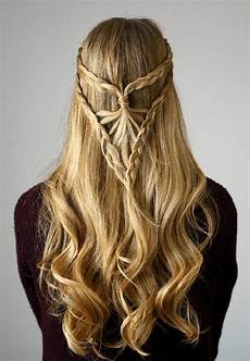 Curly Homecoming Hair by 36 Curly Prom Hairstyles That Will Make Heads Turn More Curly Homecoming Hair