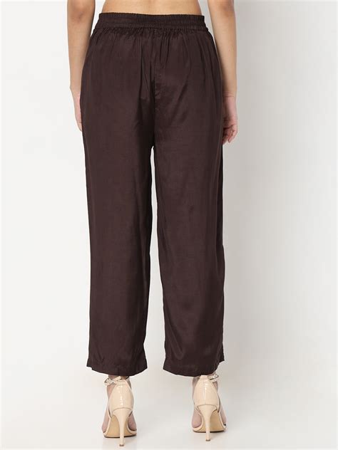 Nylangan Straight Fit Solid Mid Rise Pants