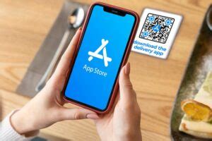 Scan the QR code to download the CNN app from Google Play.