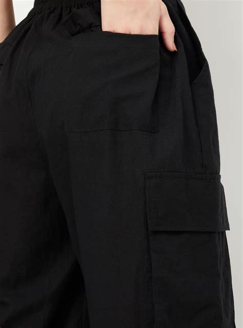 Buy Kalki x Max Women Solid Cargo Trousers Online at just Rs. 999.0 ...