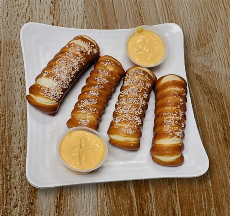 Menus – Ron's Roost