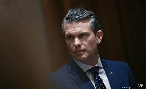 For First Time In 8 Years, Pentagon Chief Visits Korean Border