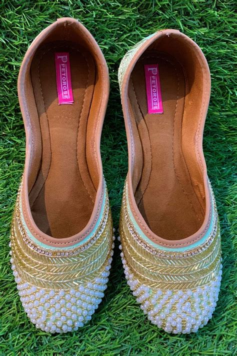 Get Pearl & Bead Embellished Juttis at ₹ 850 | LBB Shop