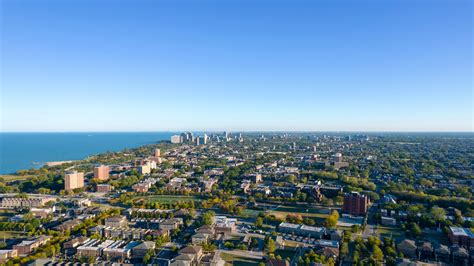 South Shore, Chicago: A Neighborhood Guide | TLC Management