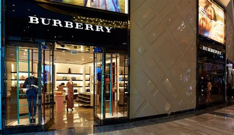 BURBERRY, High Street Phoenix, Lower Parel, Mumbai | WhatsHot Mumbai
