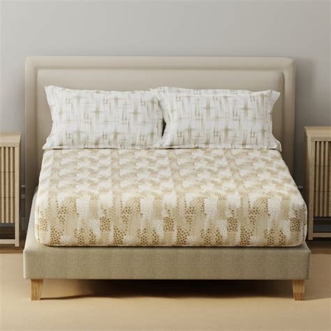 Buy LAYERS Basicx Cotton 120TC Printed 3Pcs Super King Bedsheet Set ...